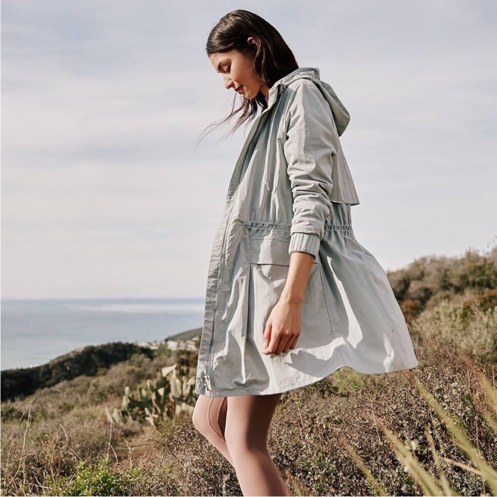 Lululemon Pack Light Sleep Light Jacket Heathered Grey Size 8
